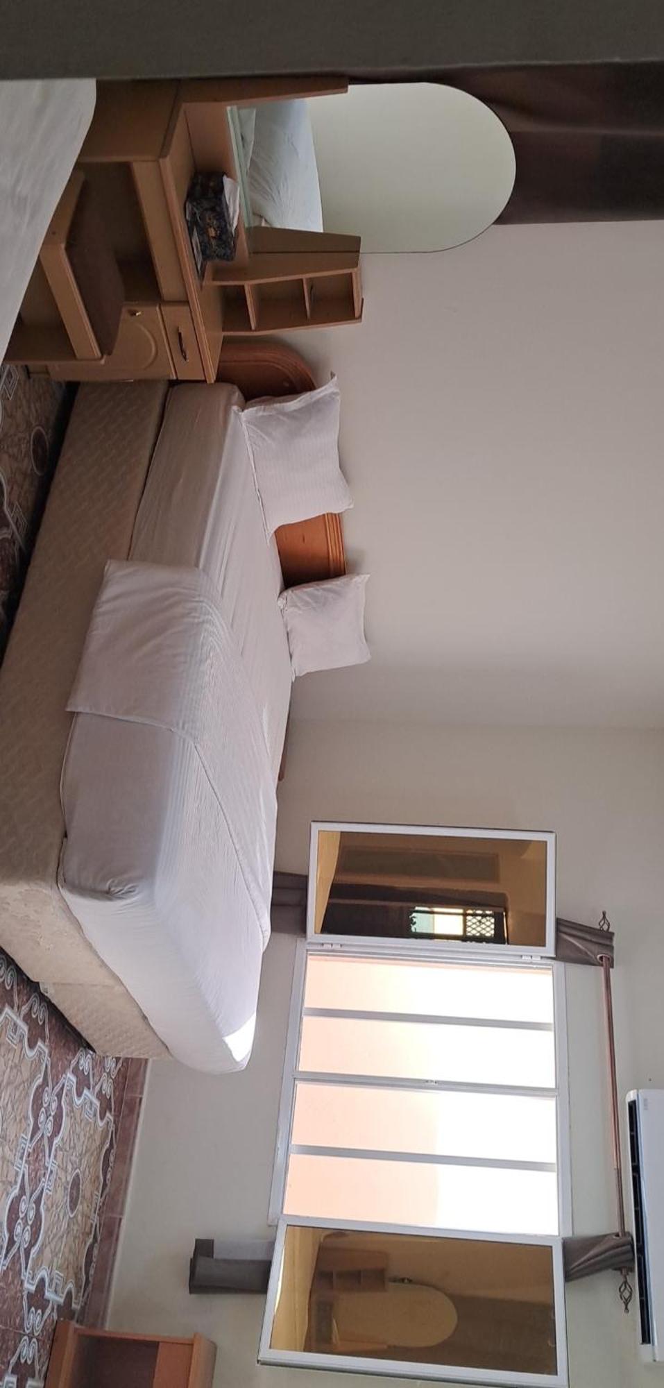 Alshumukh guesthouse Al Ghalilah Eksteriør billede